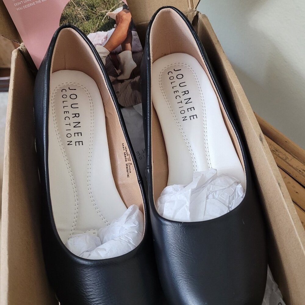 New Journee Collection Women’s LUU Black Pumps Size 8